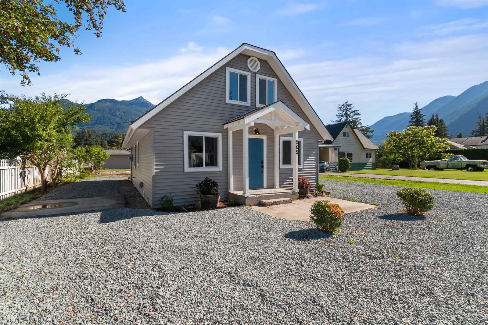 Listing Image 1