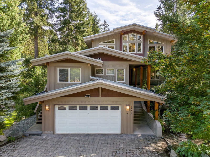 9552 Emerald Drive, Whistler, British Columbia (MLS R2929951)