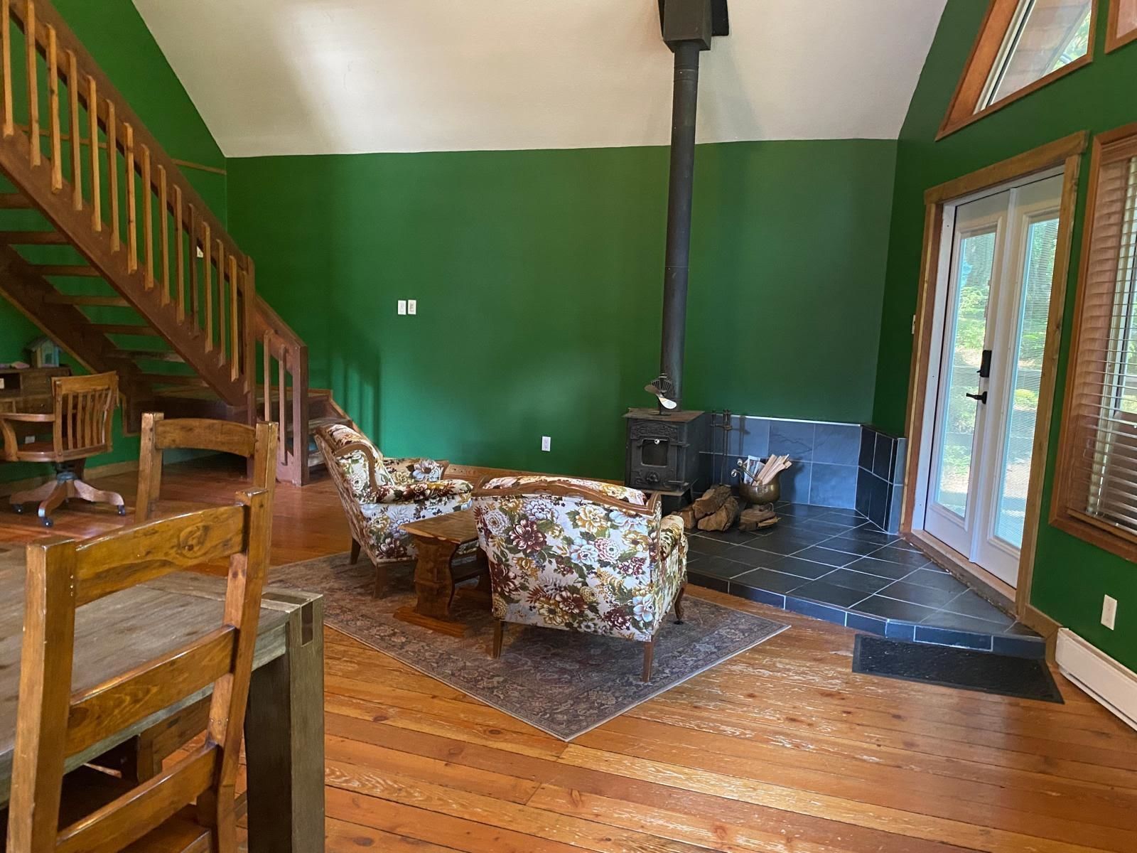 Listing Image 17