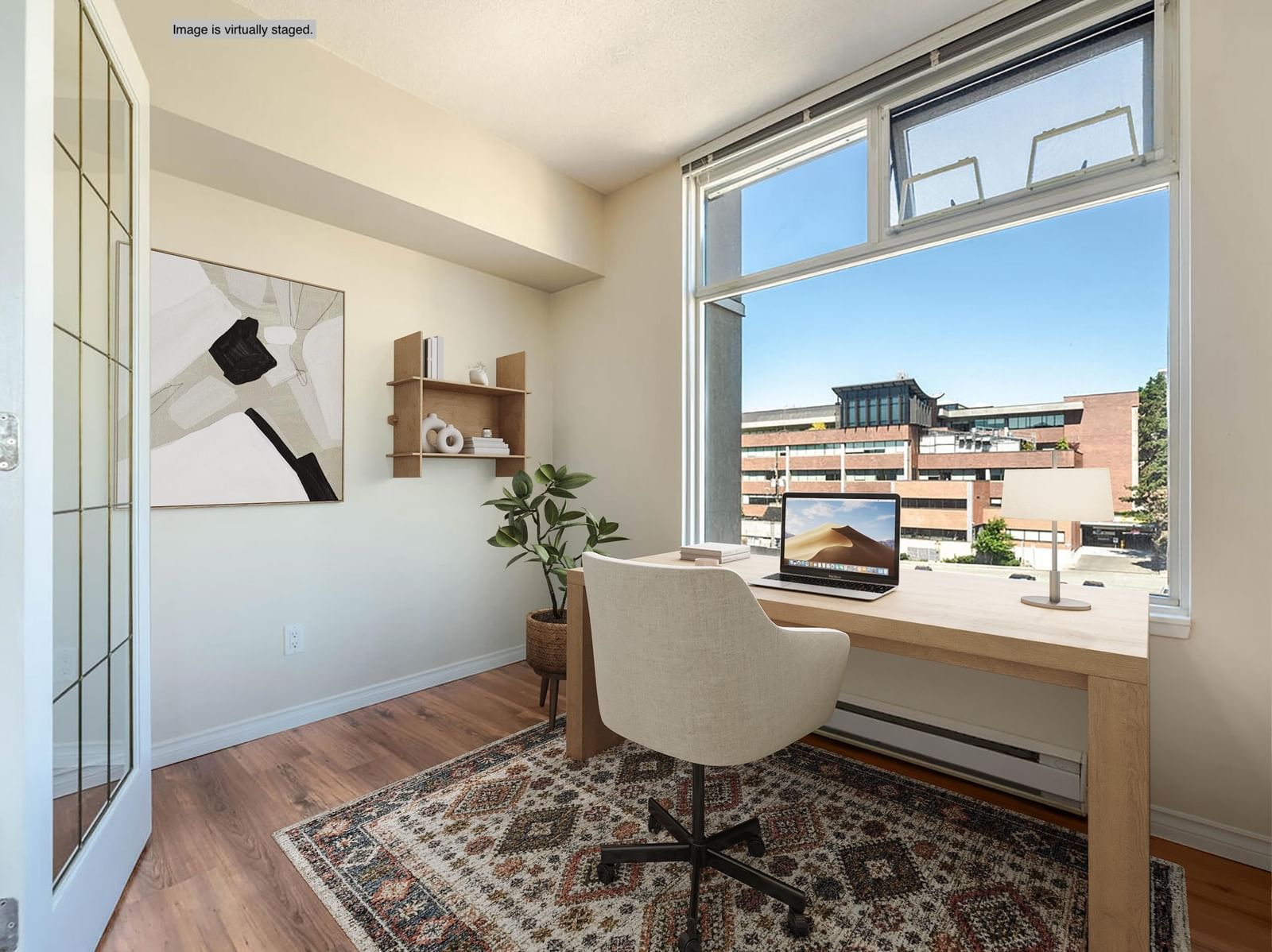 Listing Image 9