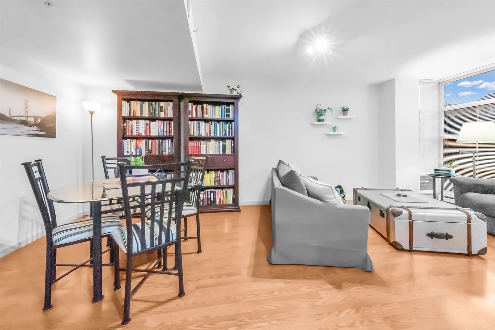 Listing Image 18