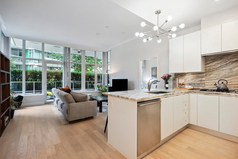 112 - 185 Victory Ship Way, North Vancouver, V7L 0G2 | Image 2