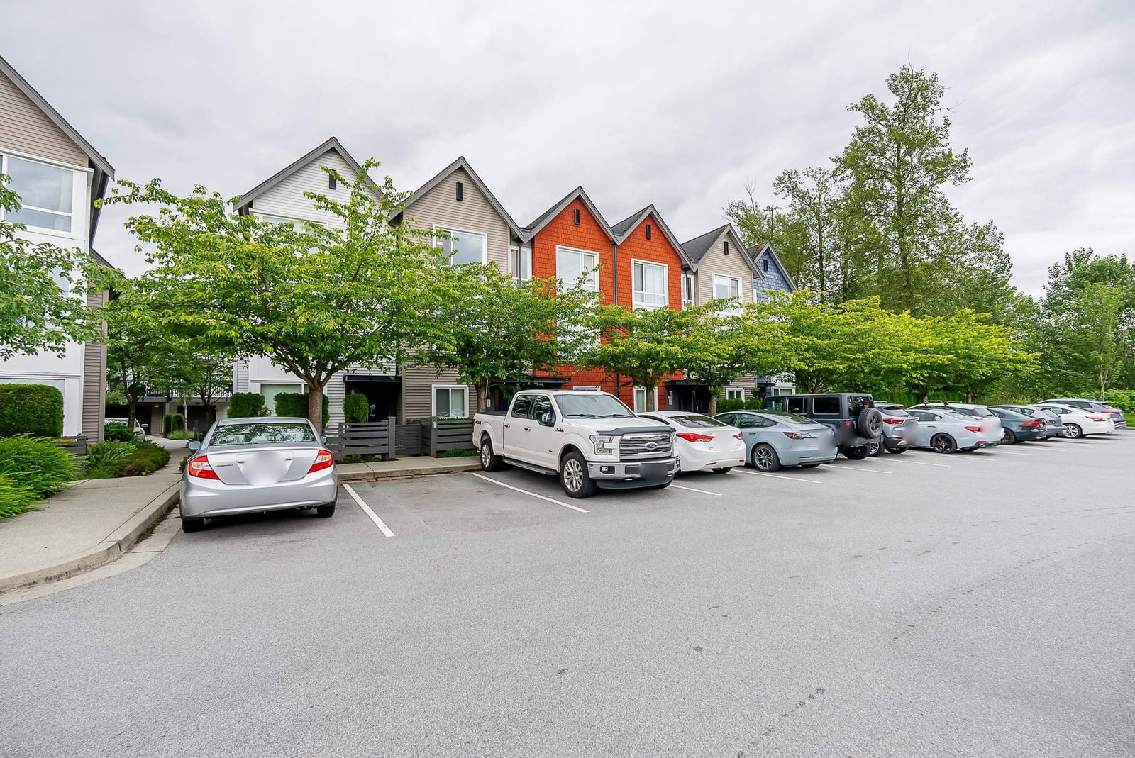 Listing Image 32