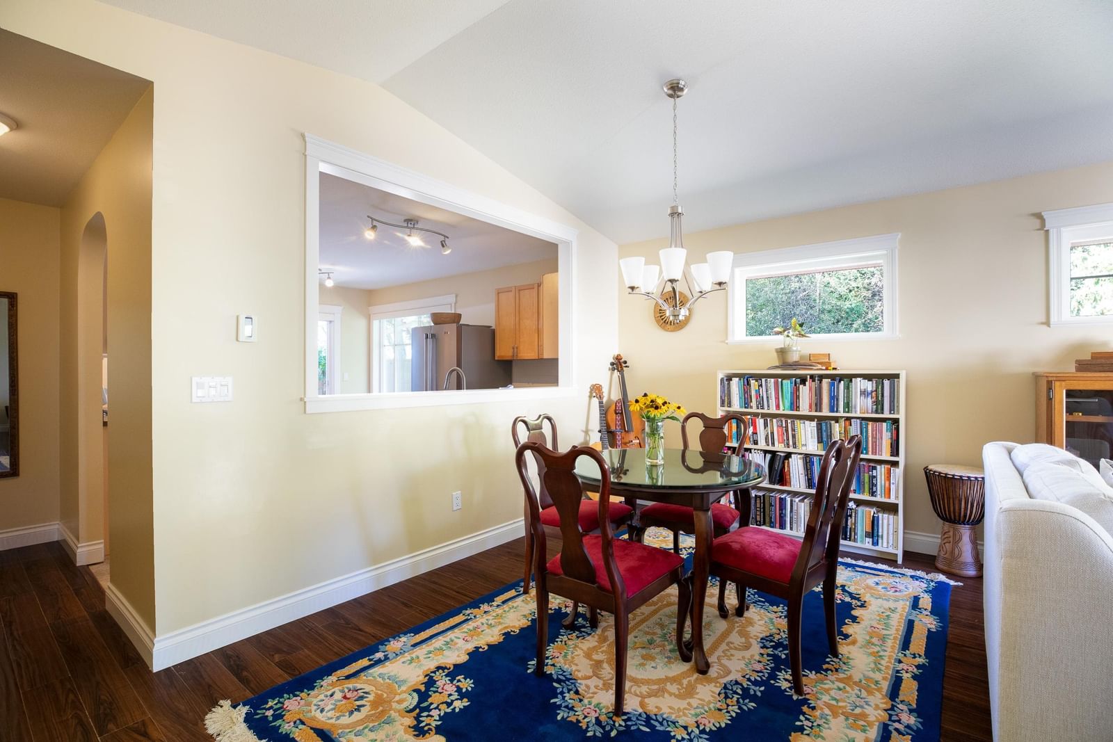 Listing Image 12