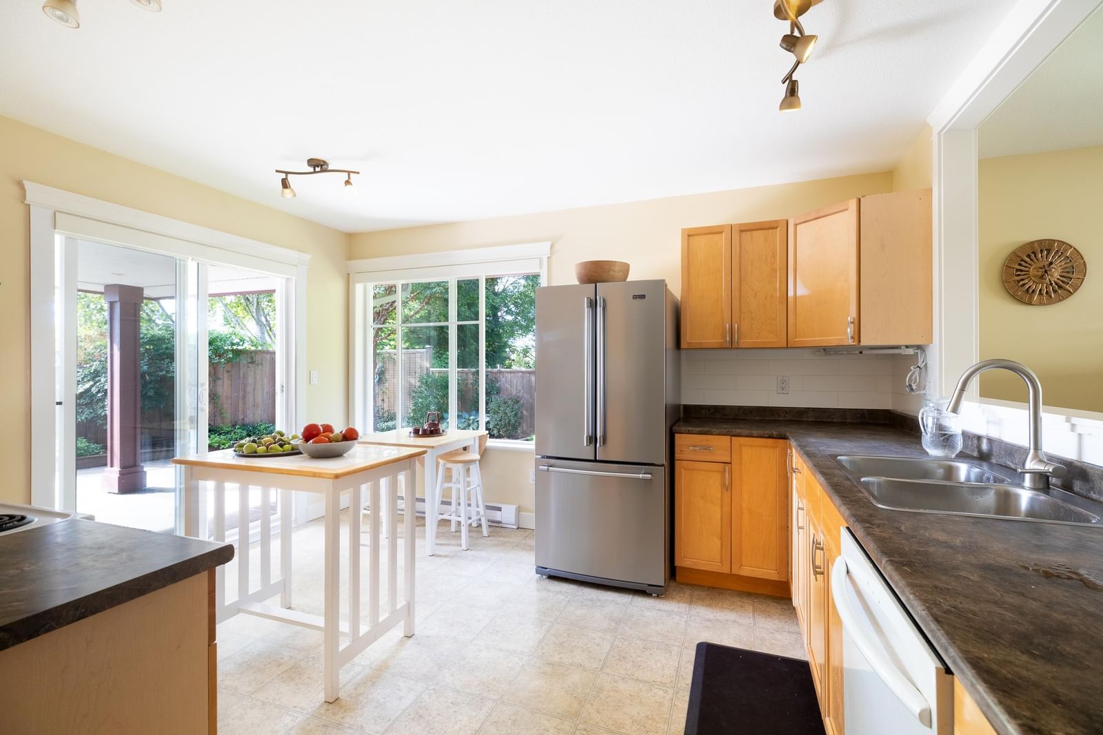 Listing Image 14