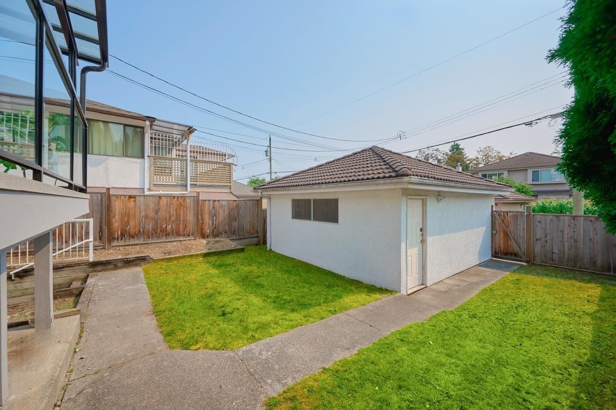 Listing Image 21