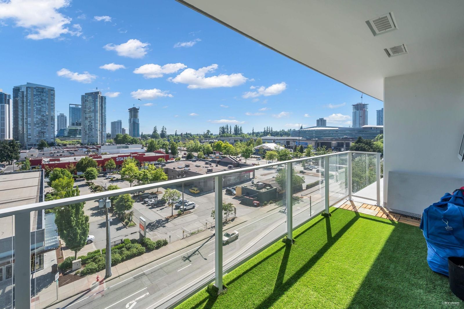 Listing Image 10