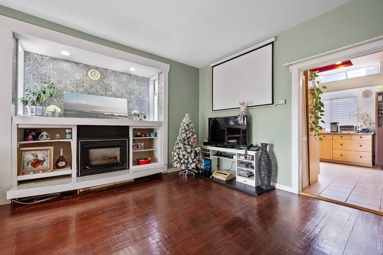 Listing Image 15
