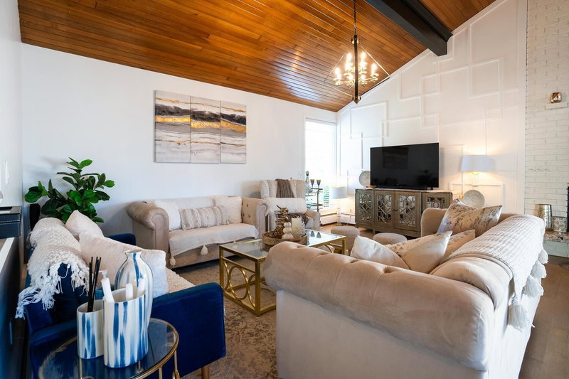 284 54a Street, Delta, V4M 3J3 | Image 3