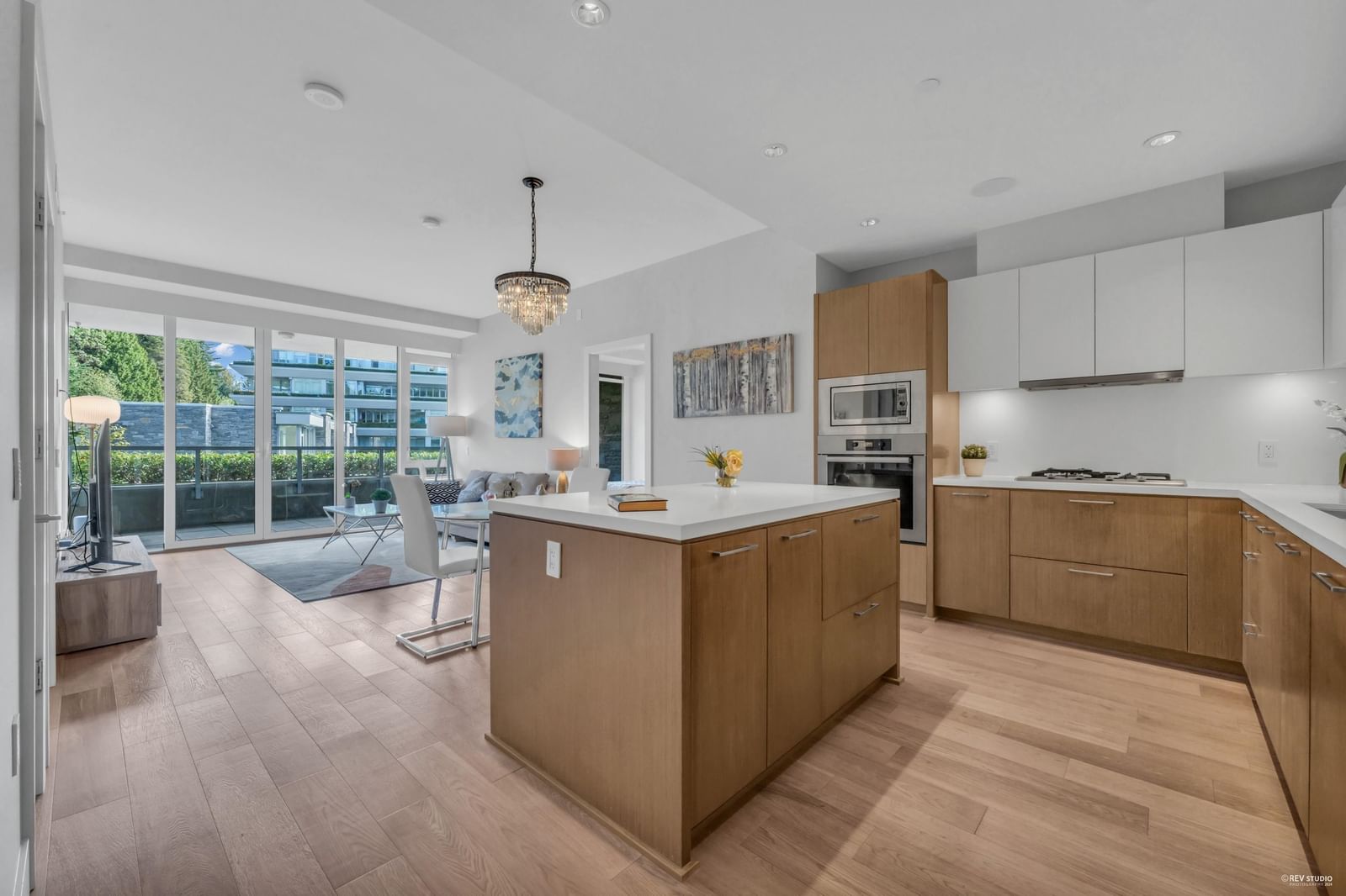 Listing Image 15
