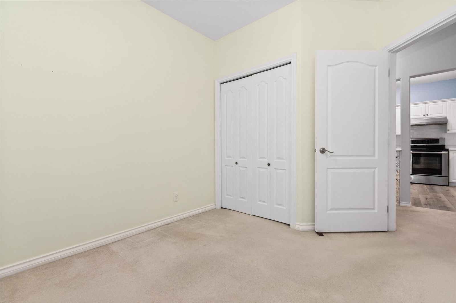 Listing Image 26