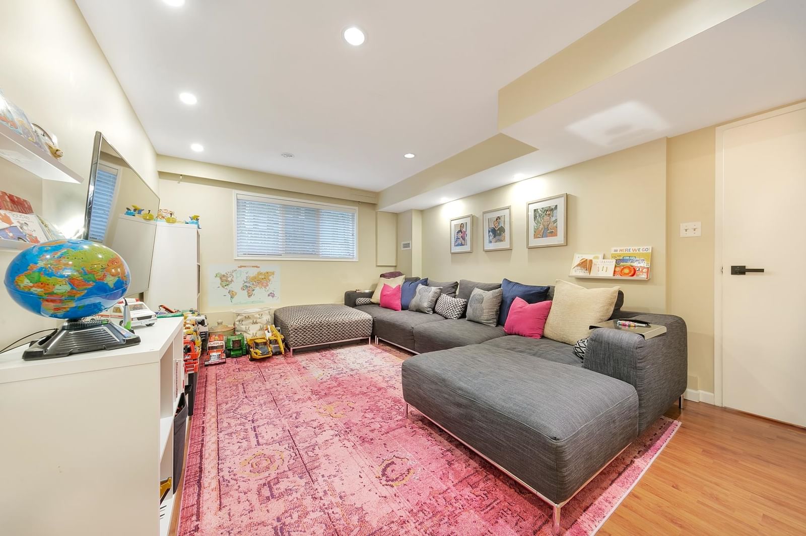 Listing Image 20