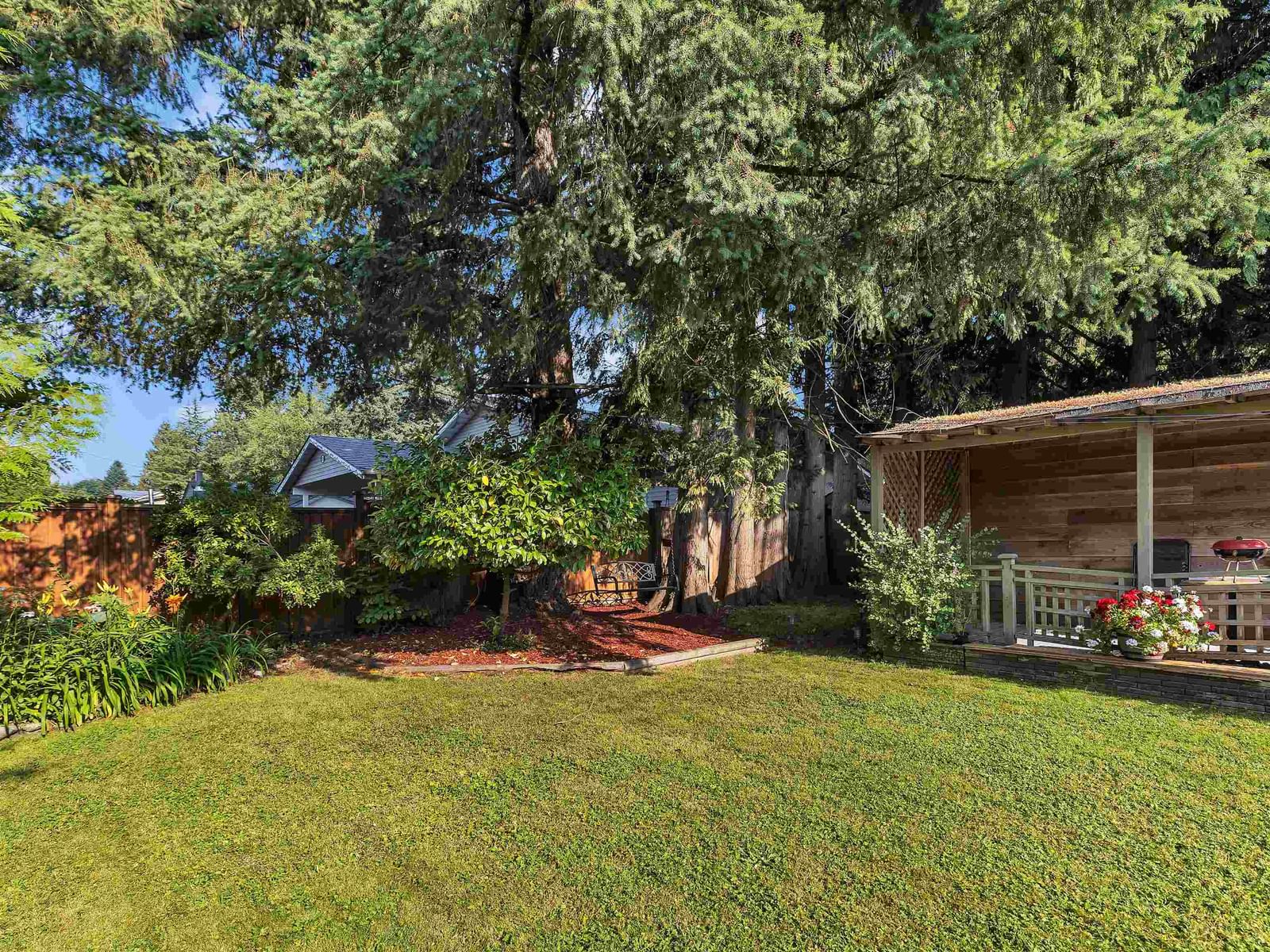 Listing Image 9