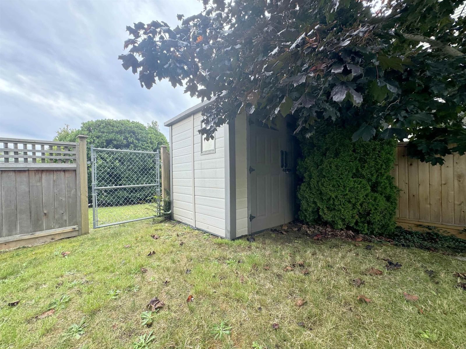 Listing Image 22