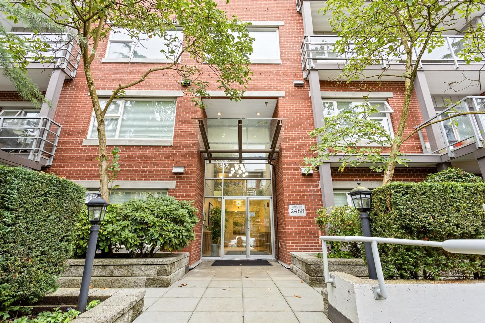 Listing Image 28