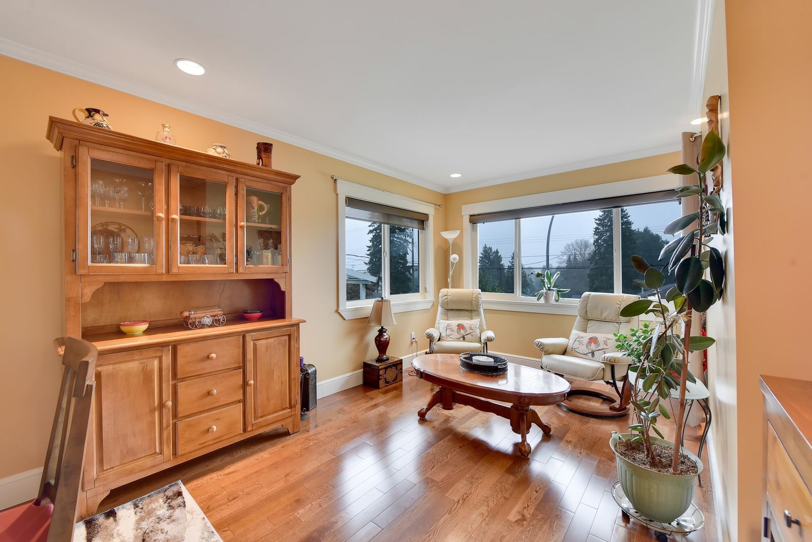 Listing Image 13