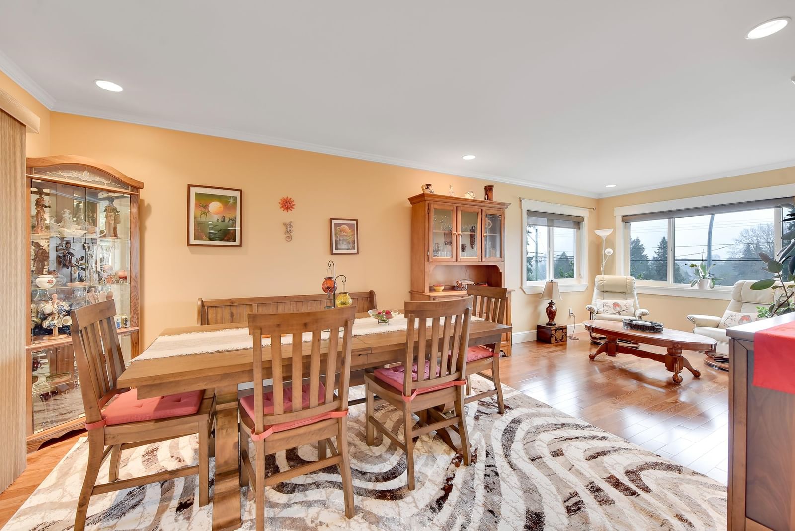 Listing Image 14