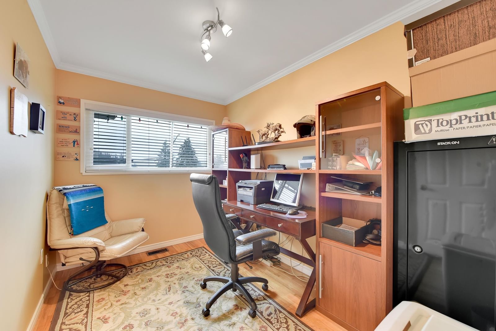Listing Image 16