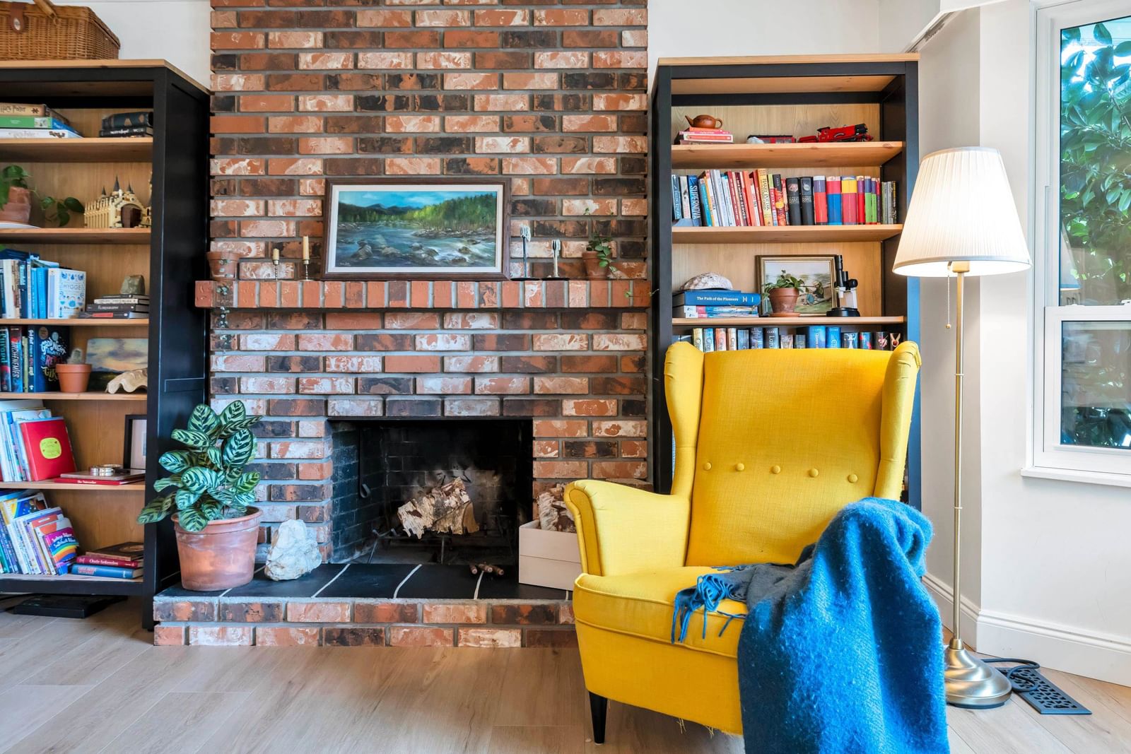 Listing Image 12