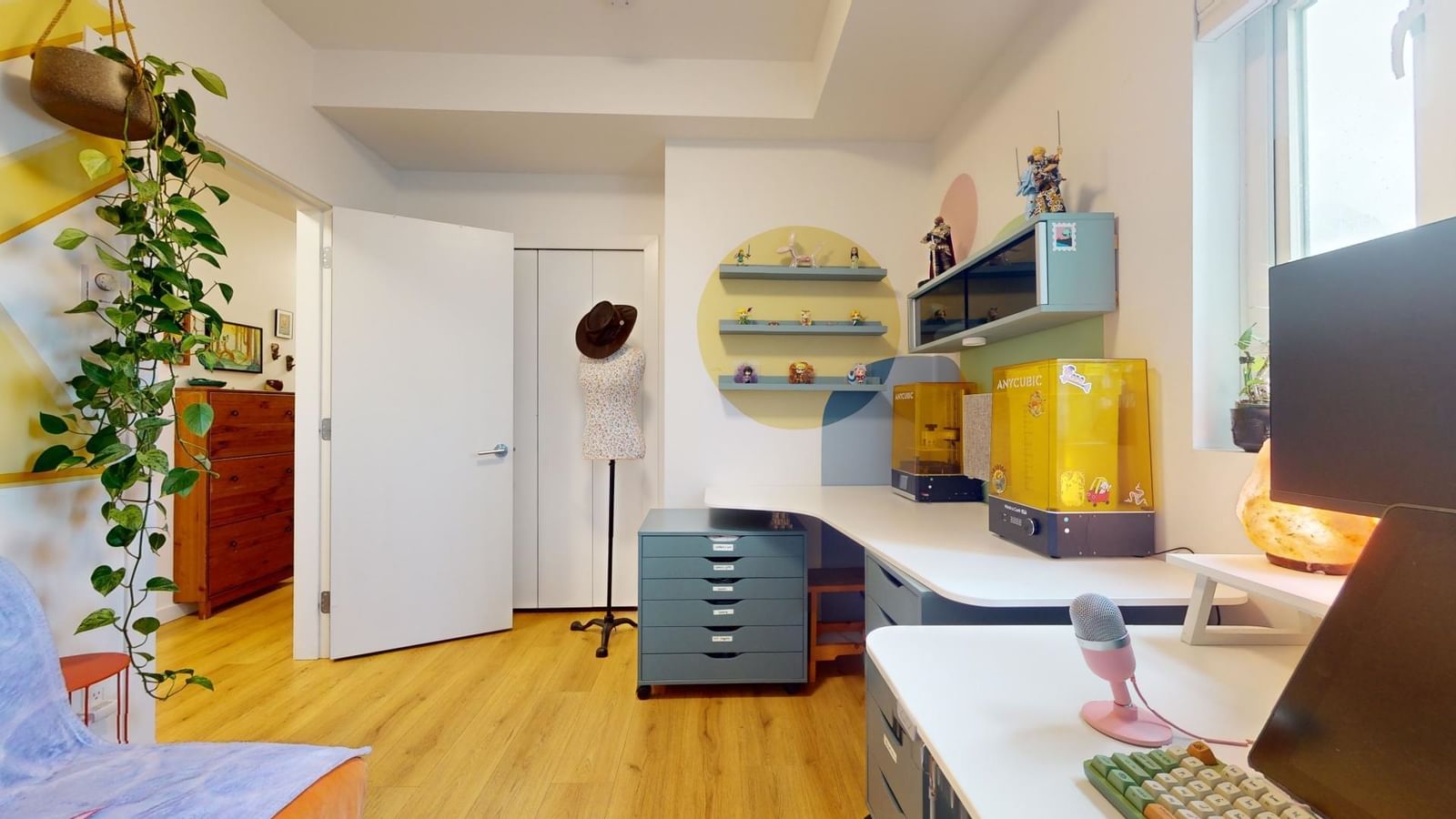 Listing Image 15