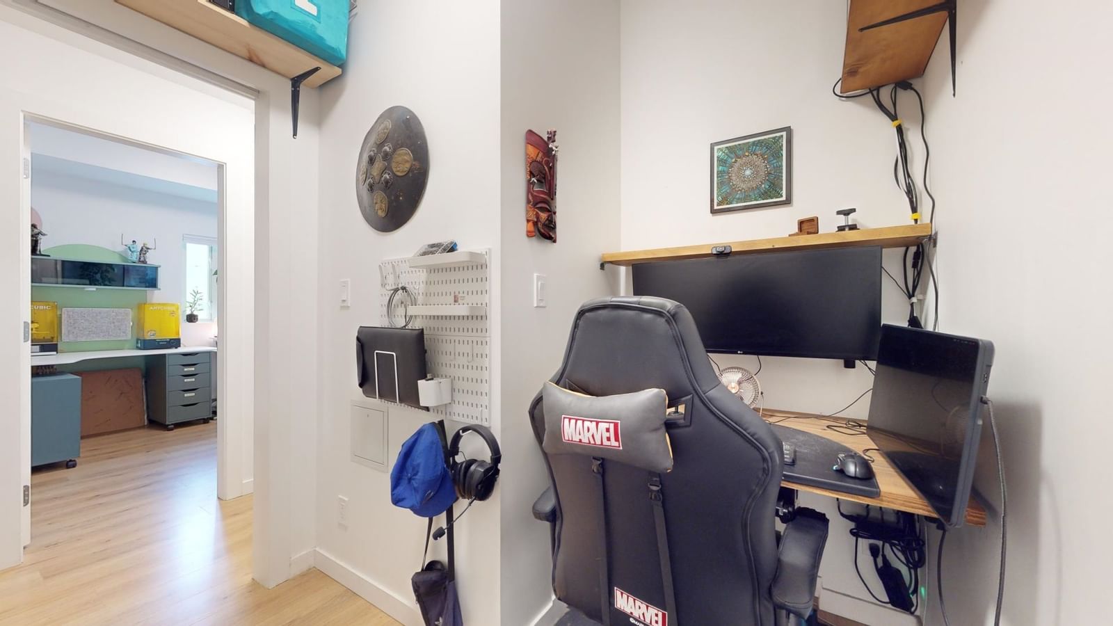 Listing Image 17