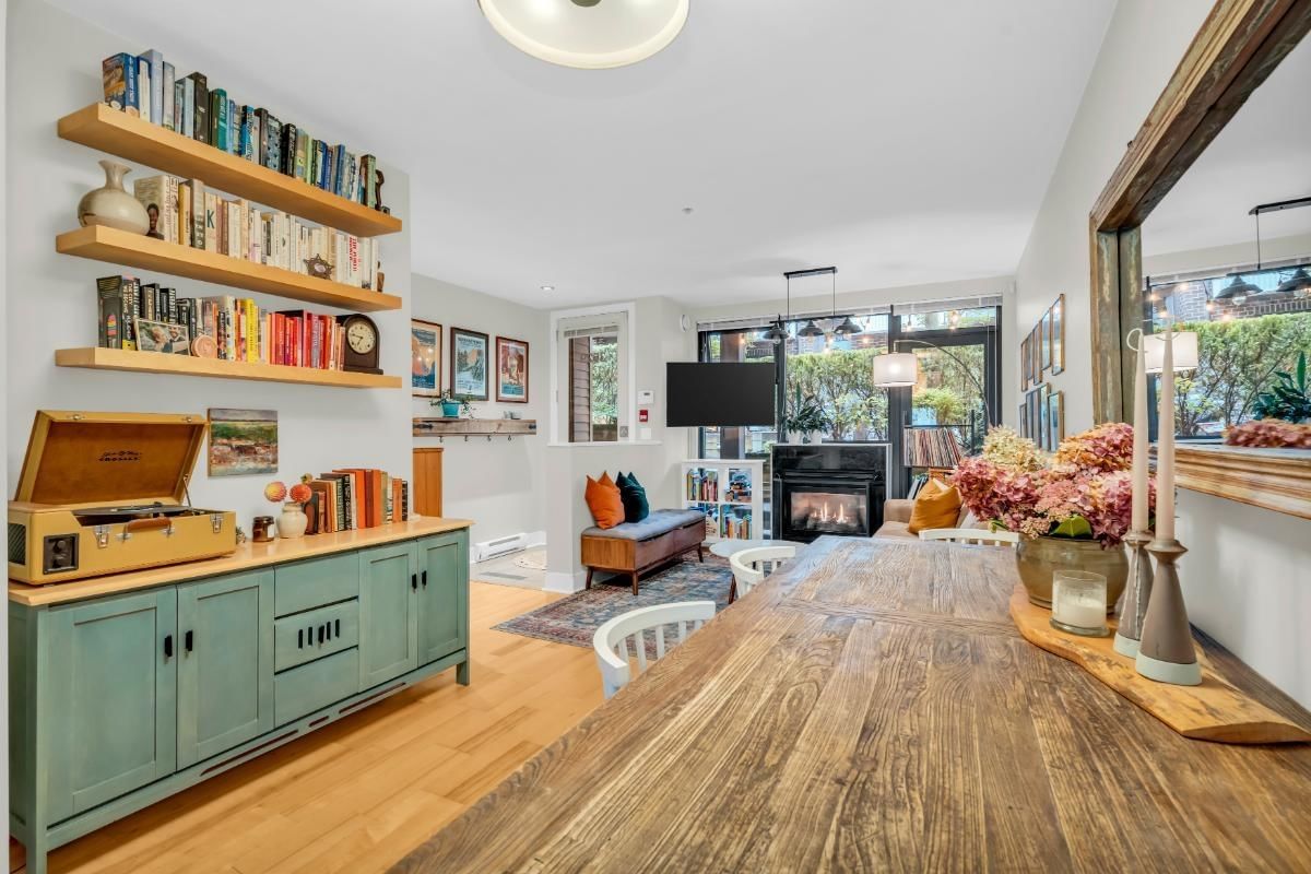 Listing Image 10