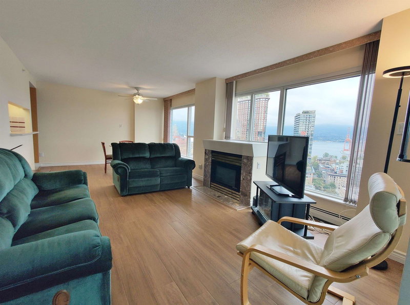 2203 - 183 Keefer Place, Vancouver, V6B 6B9 | Image 3