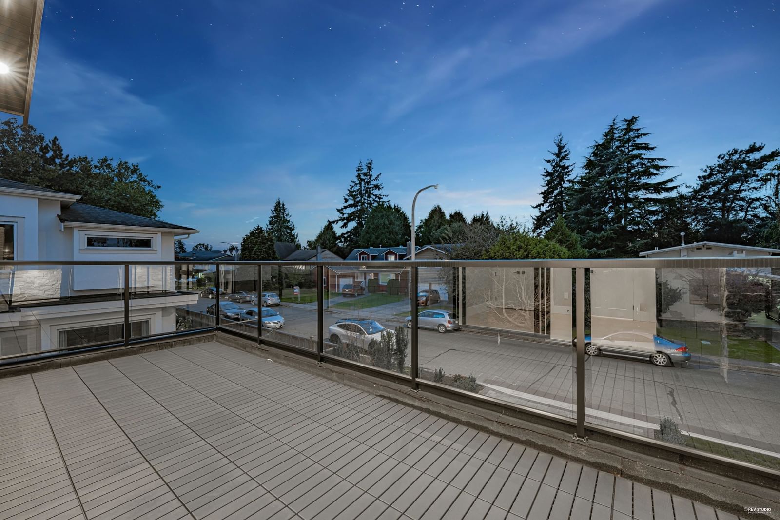 Listing Image 19