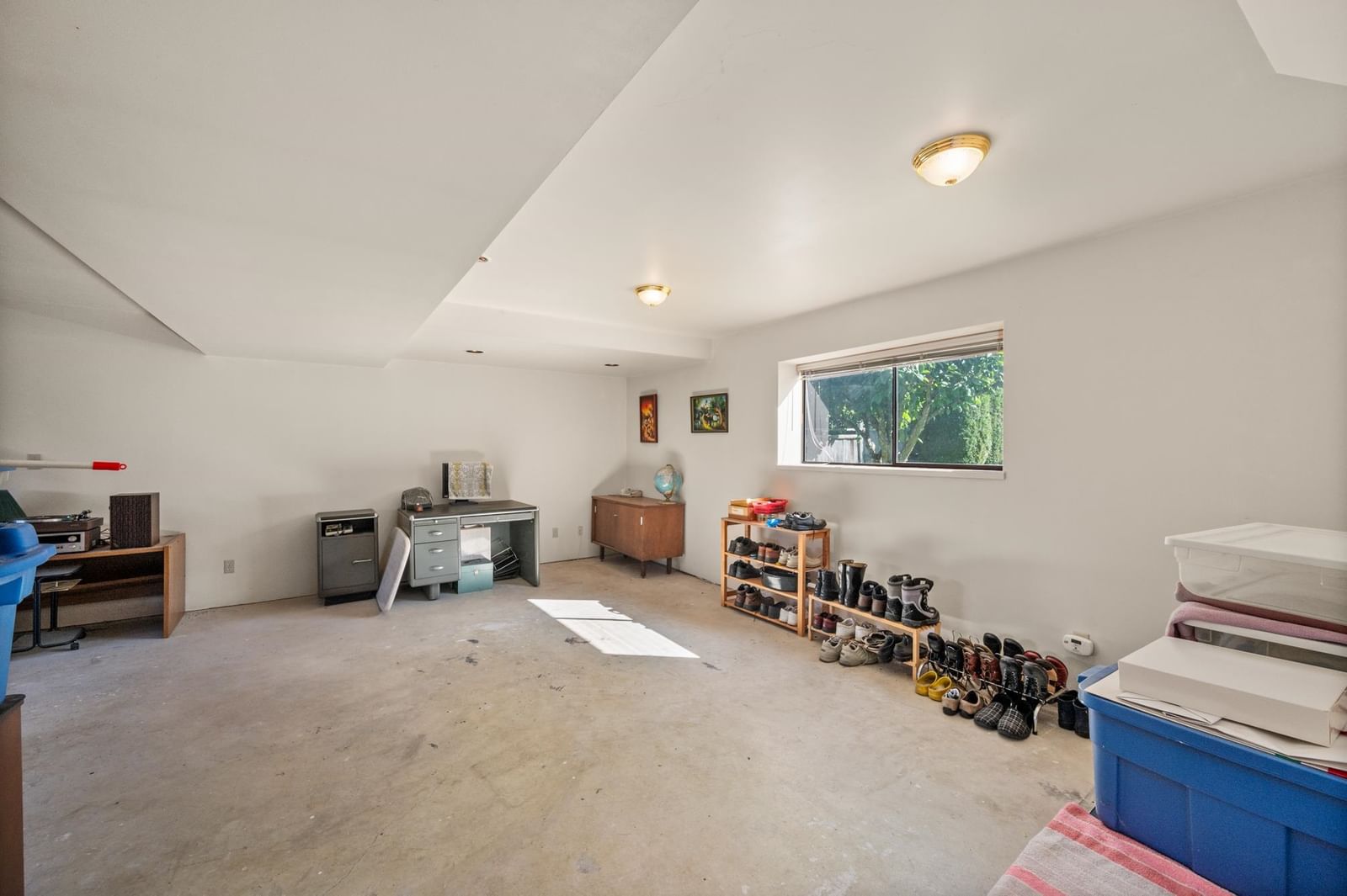Listing Image 24