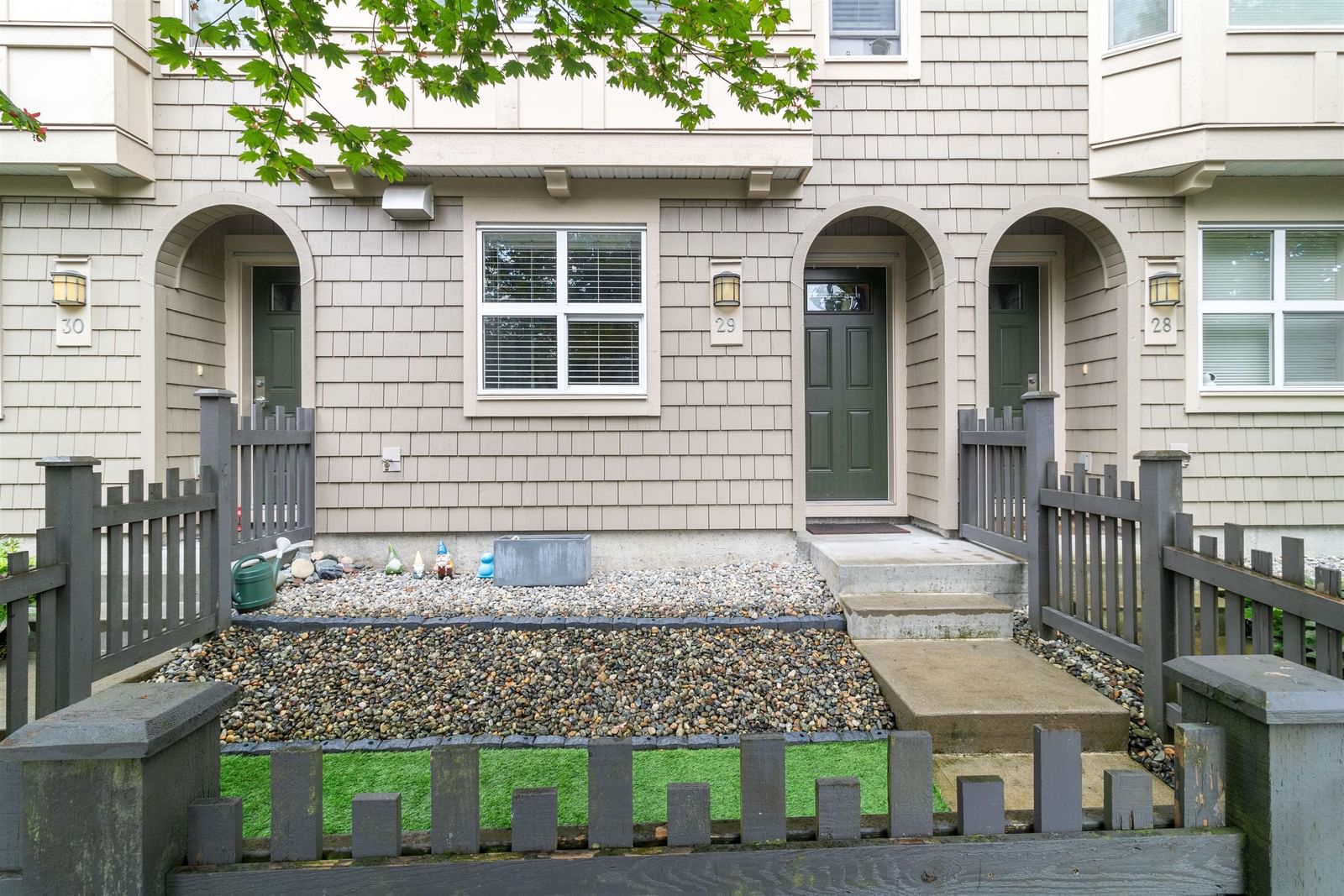 Listing Image 19