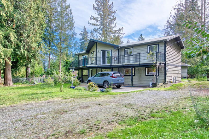 7717 Fawn Road, Halfmoon Bay, British Columbia (MLS R2931162)