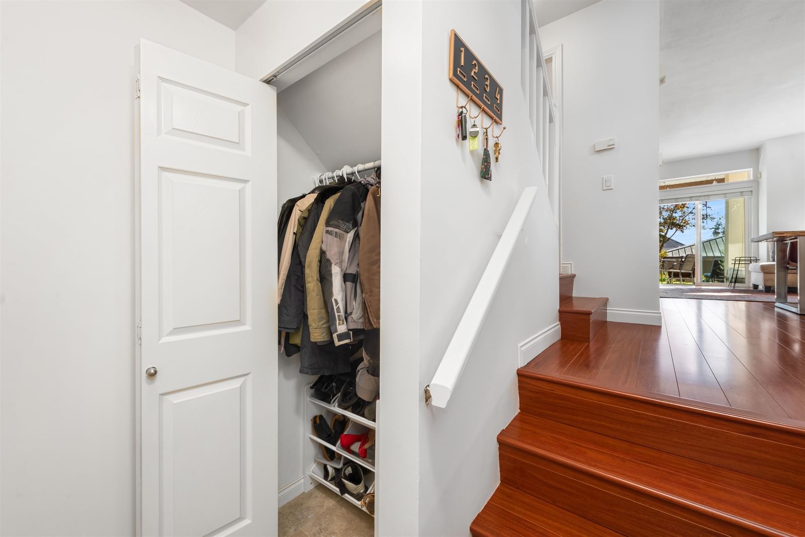 Listing Image 13