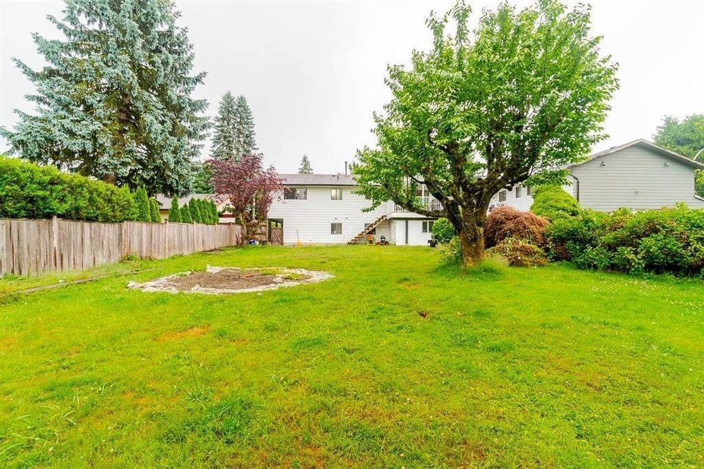 Listing Image 8