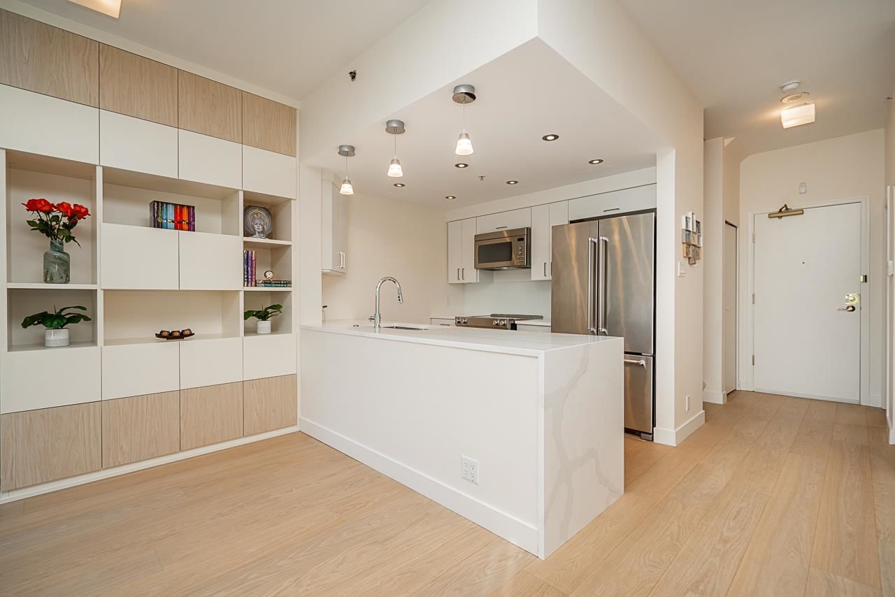 Listing Image 9