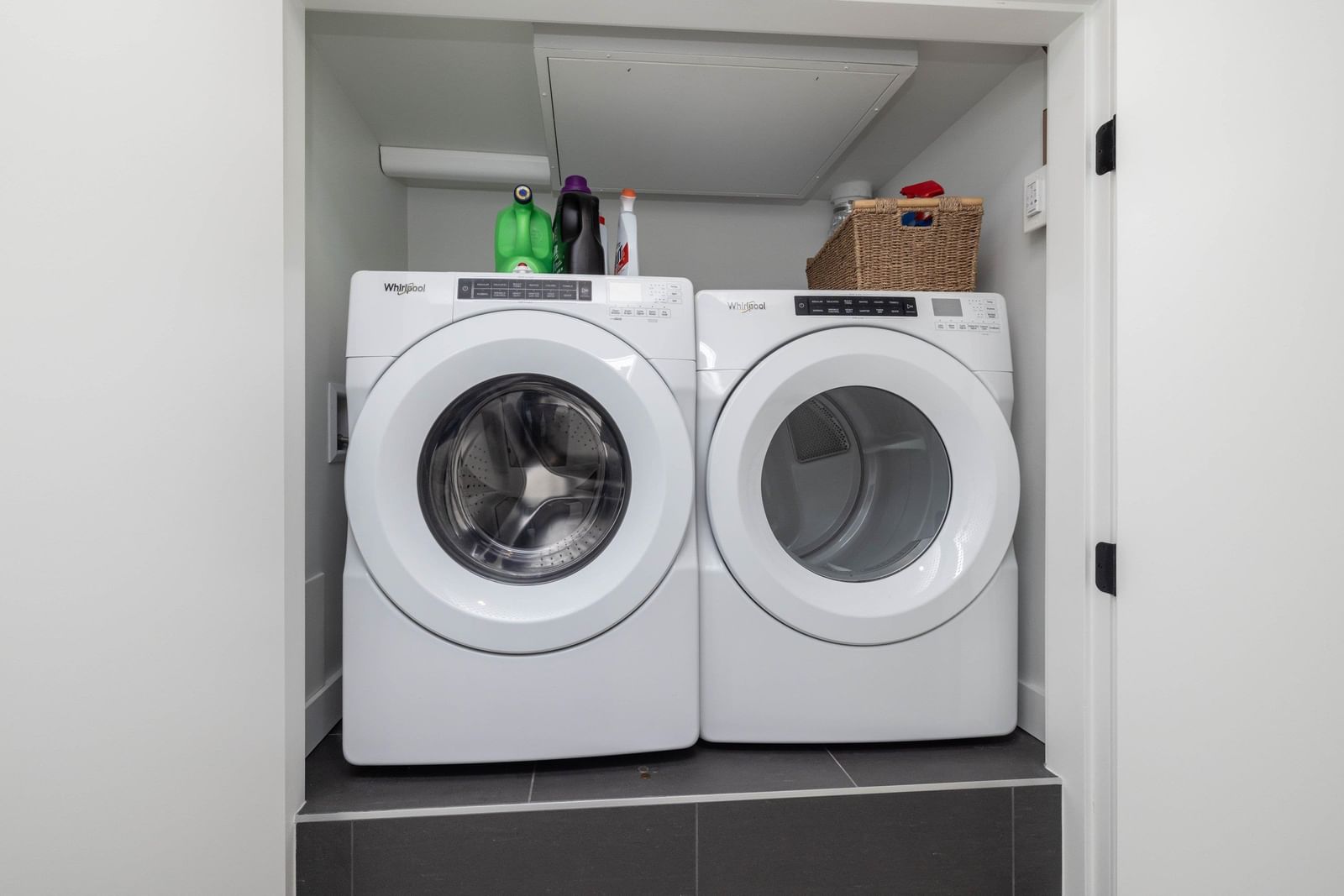 Listing Image 22