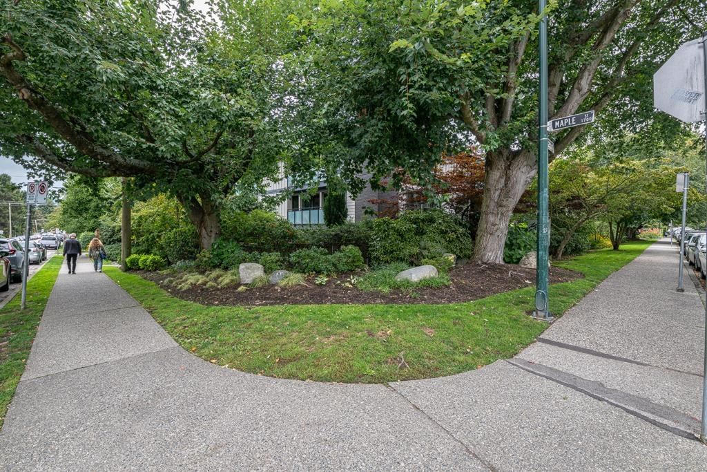 Listing Image 27