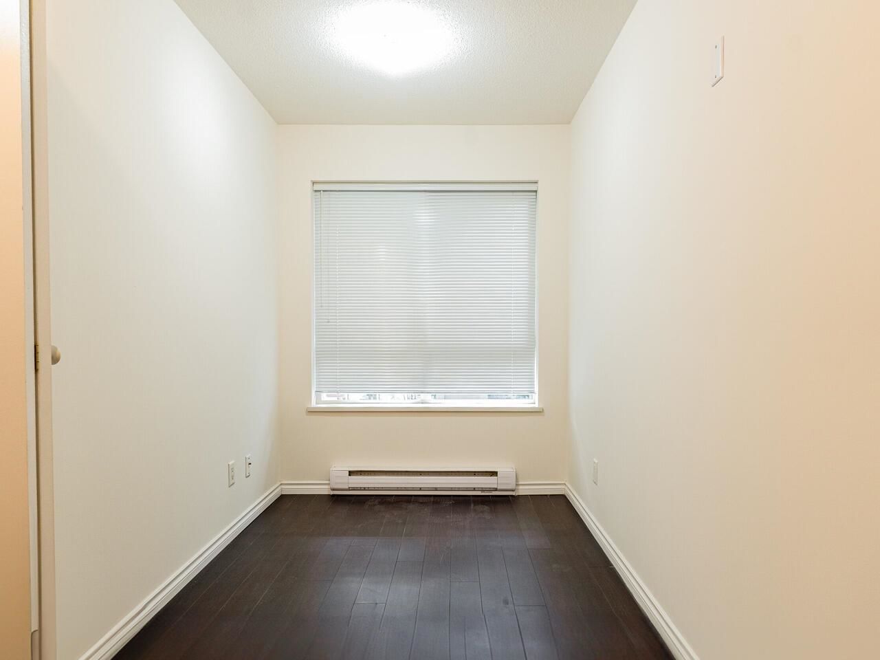 Listing Image 27