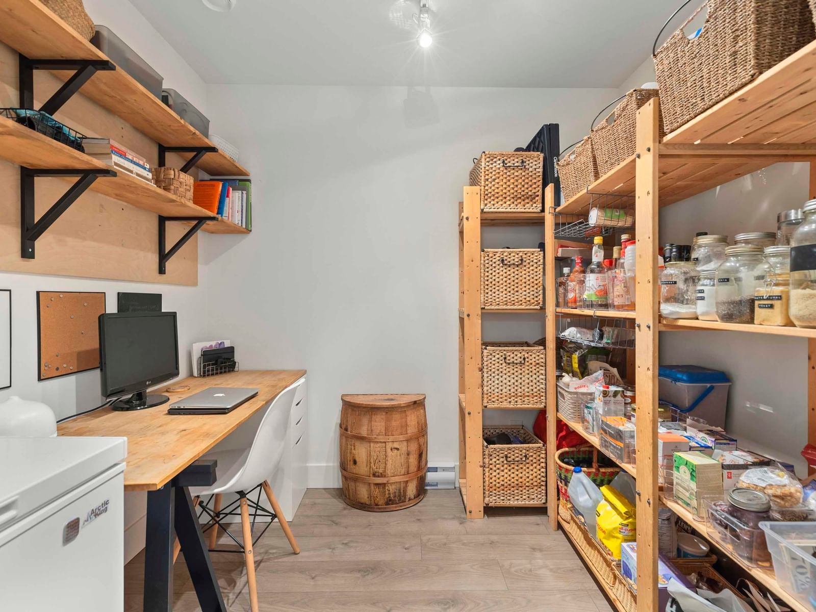 Listing Image 13