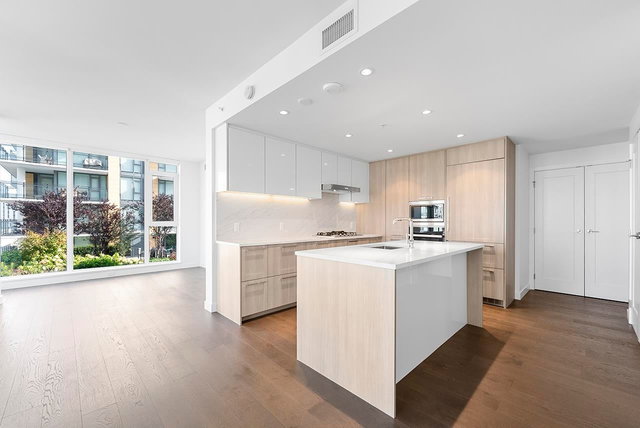 1002 - 3280 Corvette Way