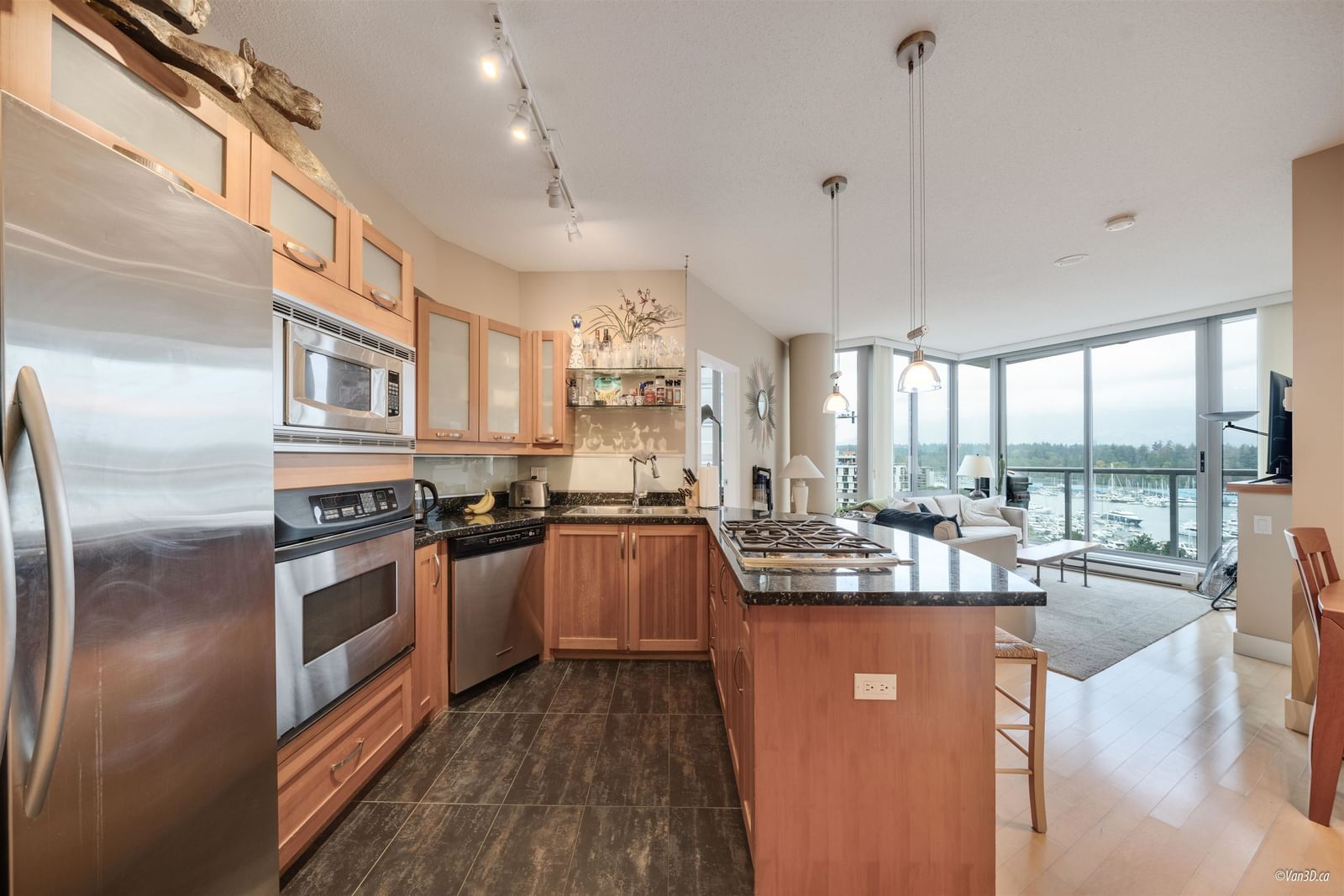 Listing Image 19
