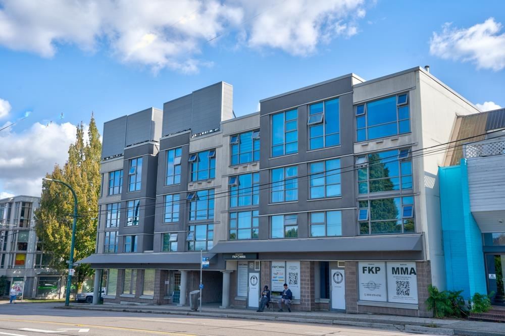 Listing Image 30