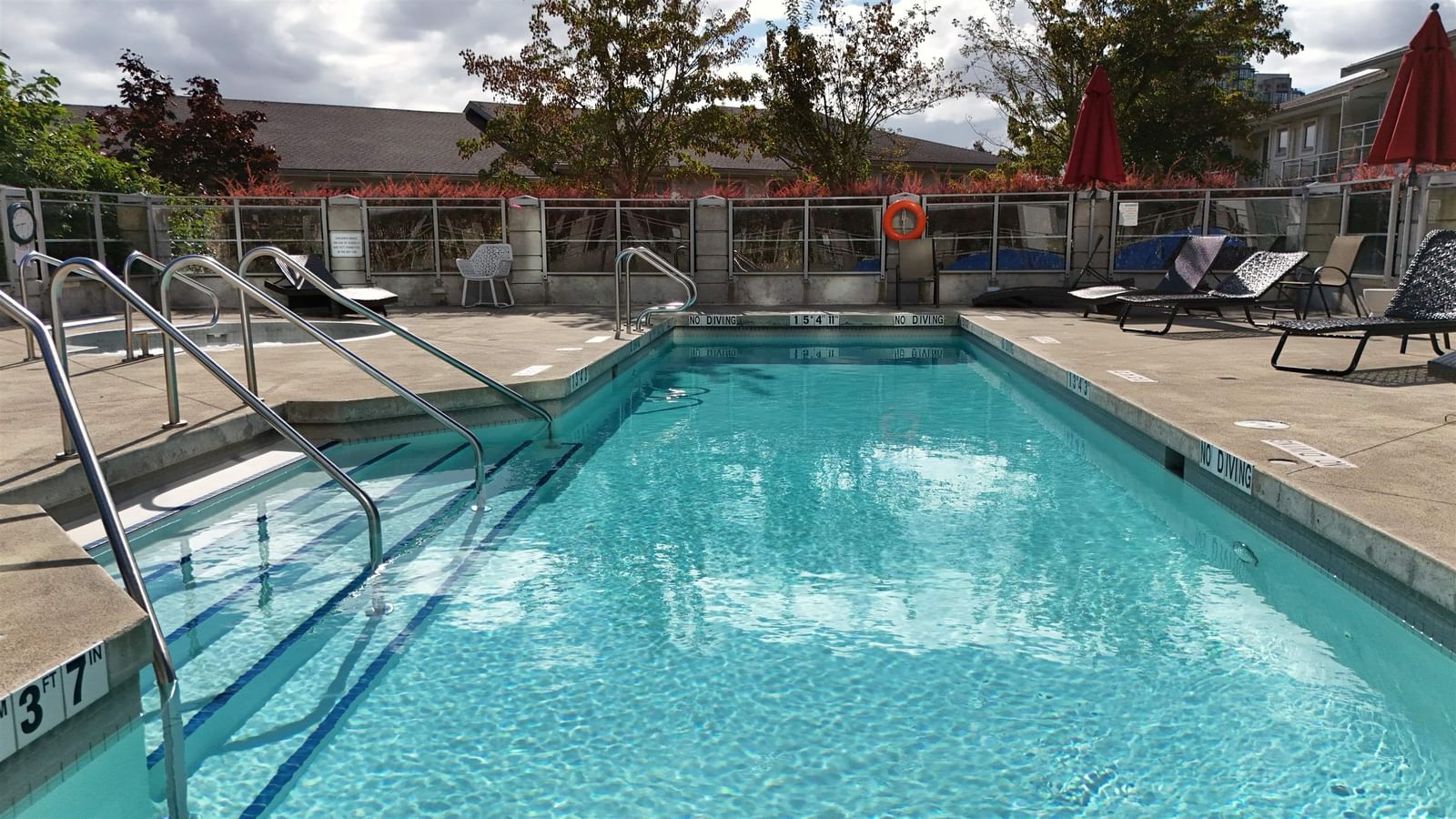 Listing Image 18