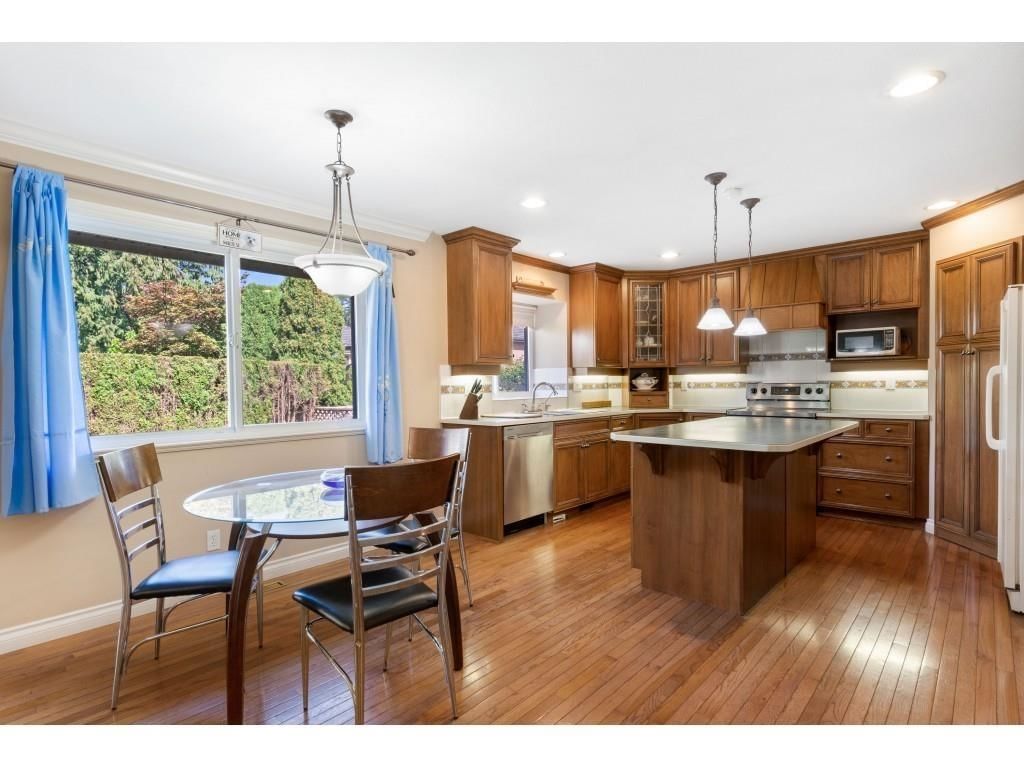 Listing Image 15