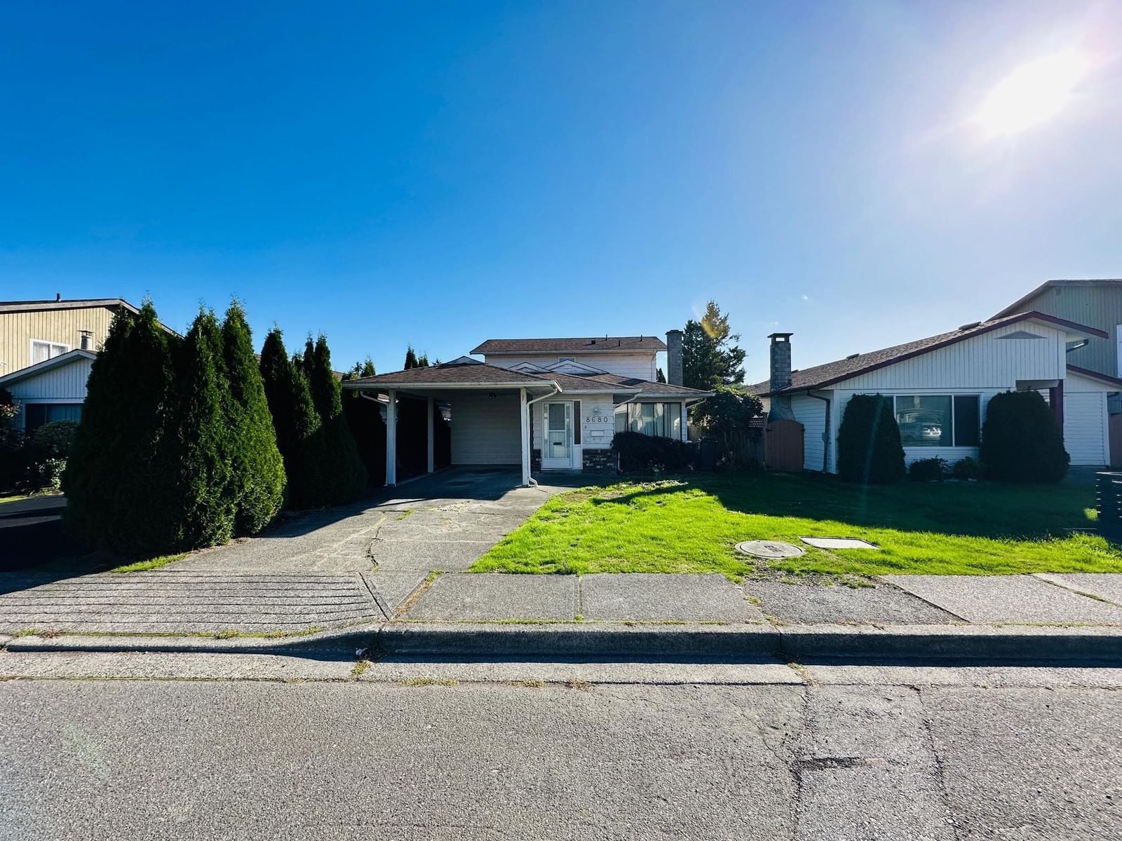 Listing Image 12