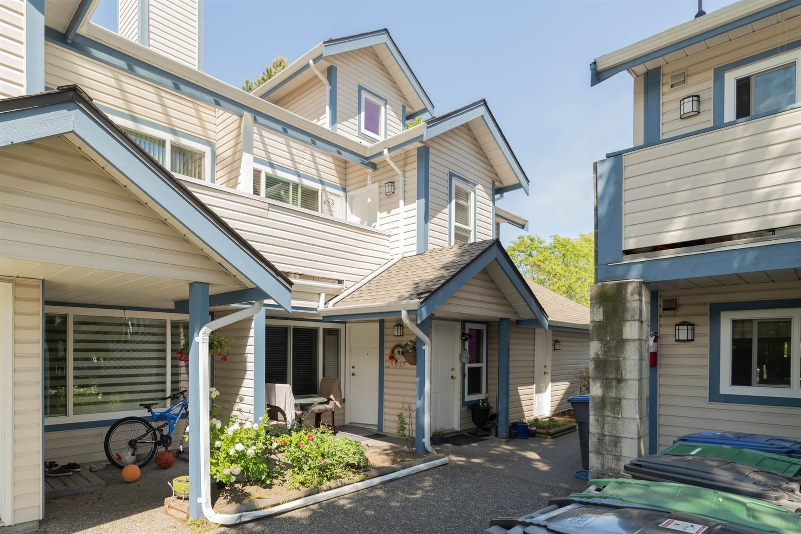 Listing Image 13
