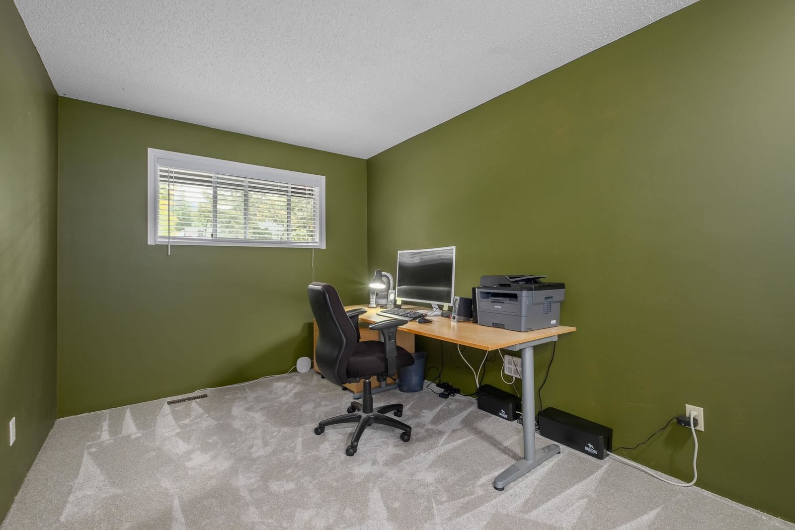Listing Image 25