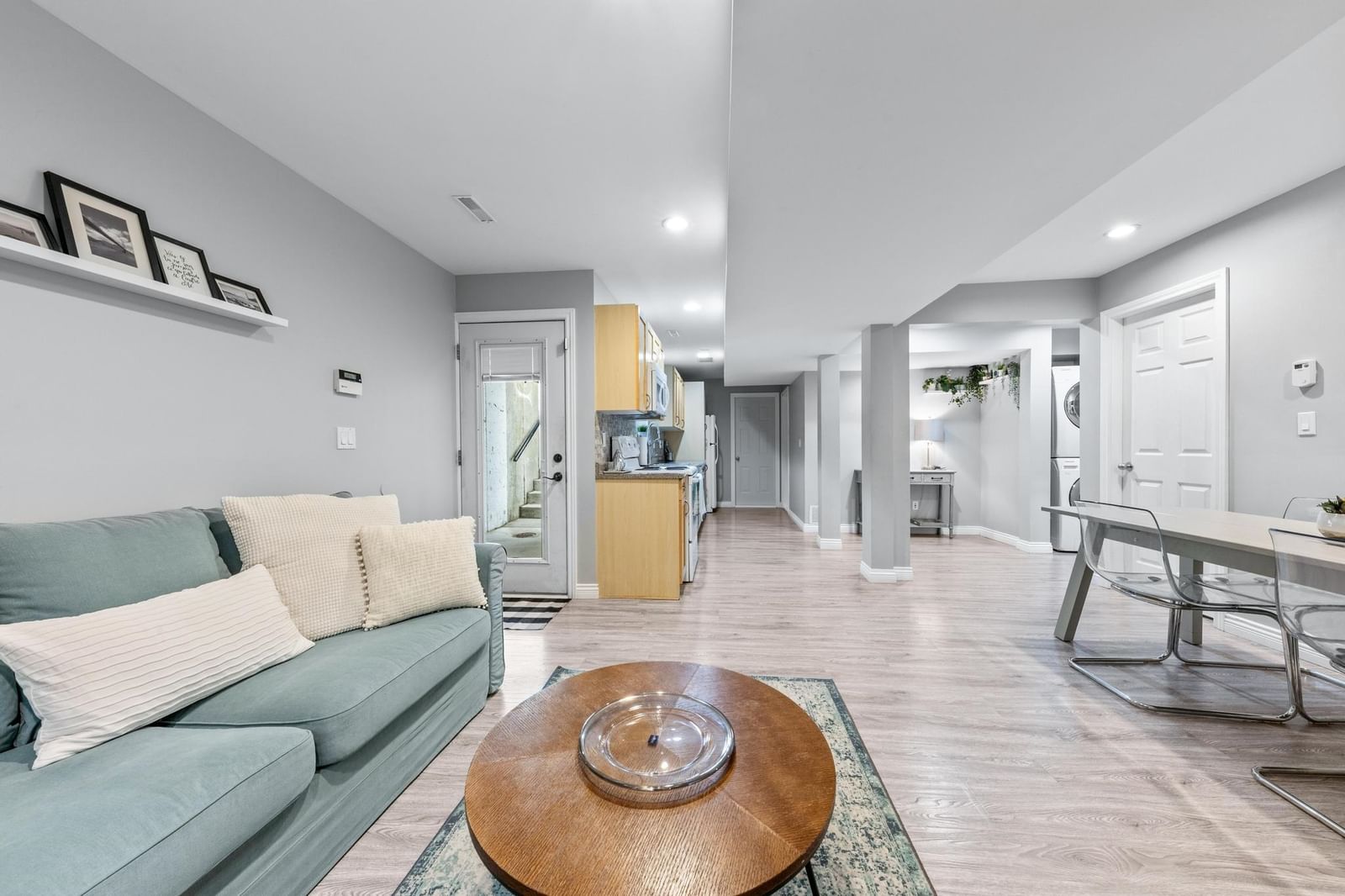 Listing Image 28