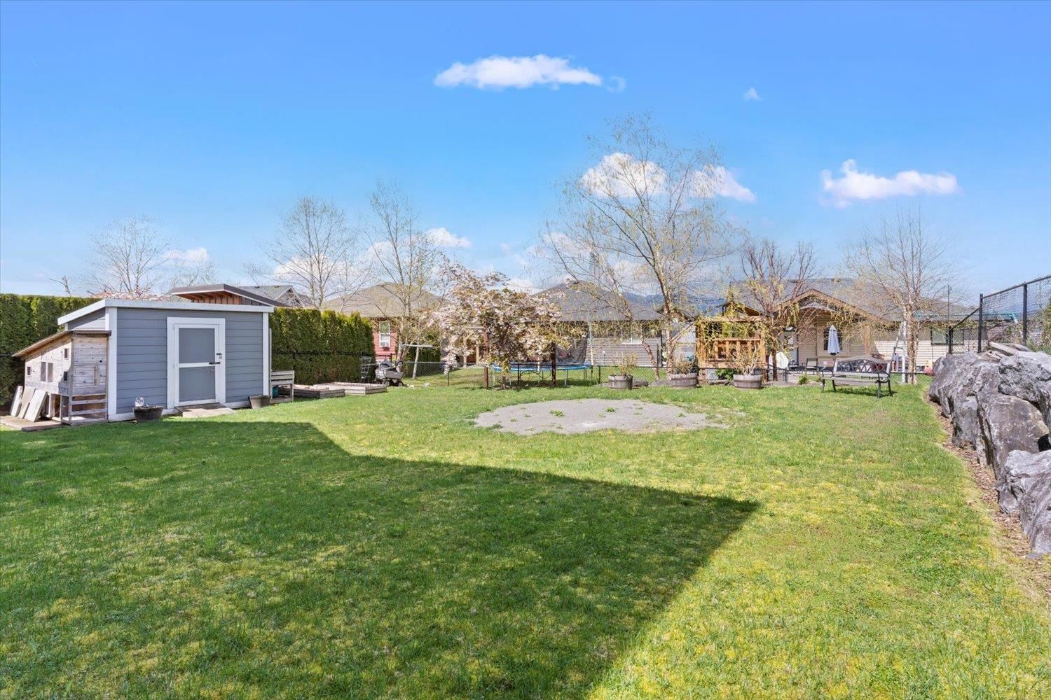 Listing Image 16