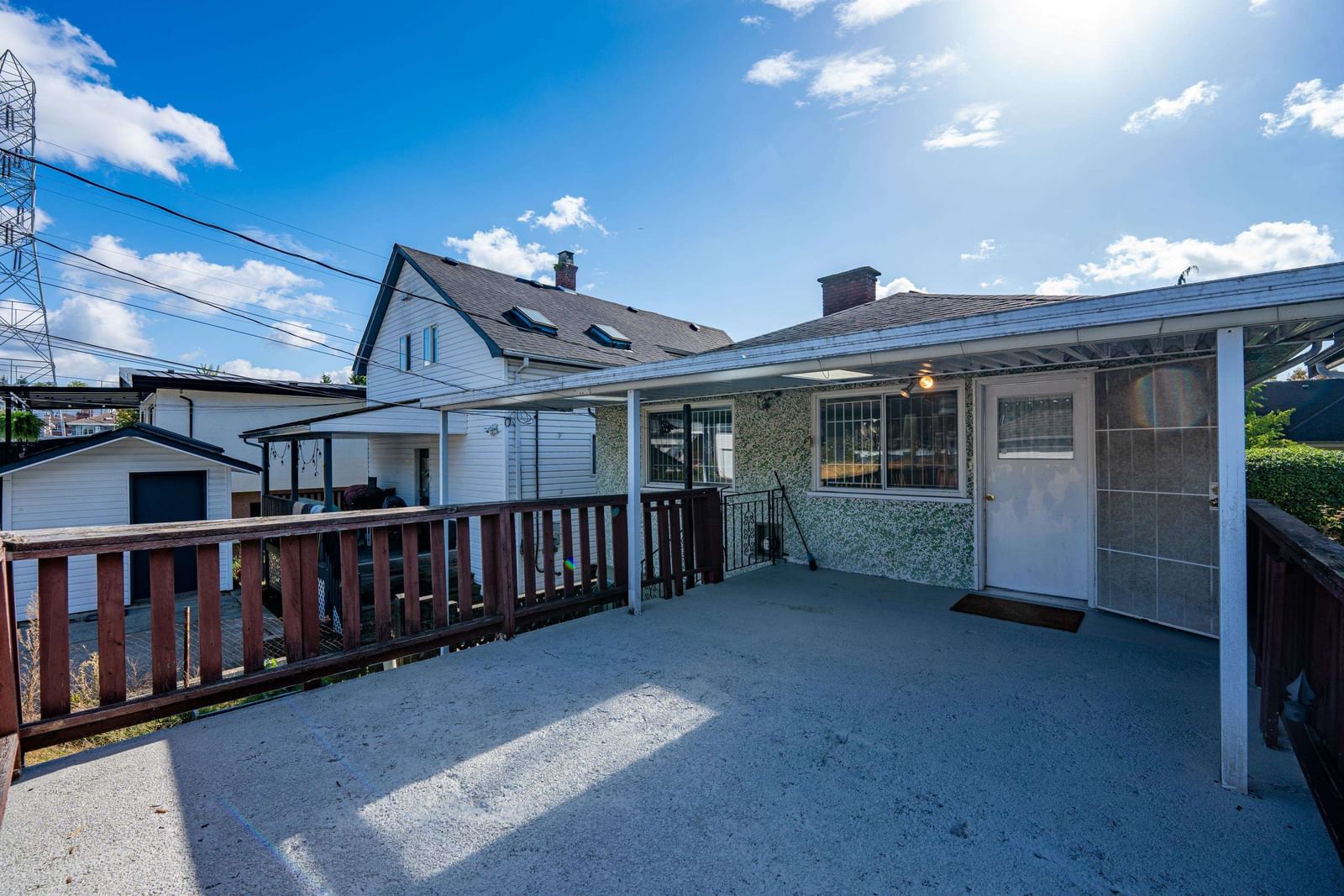 Listing Image 11