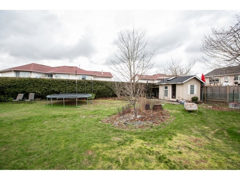 Listing Image 8